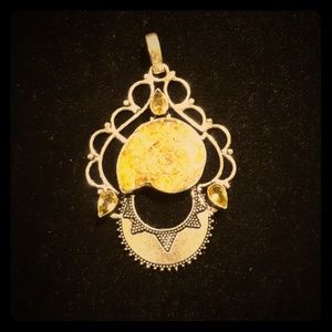 New Ammonite and Citrine Quartz Gemstone 925 Silver Pendant.